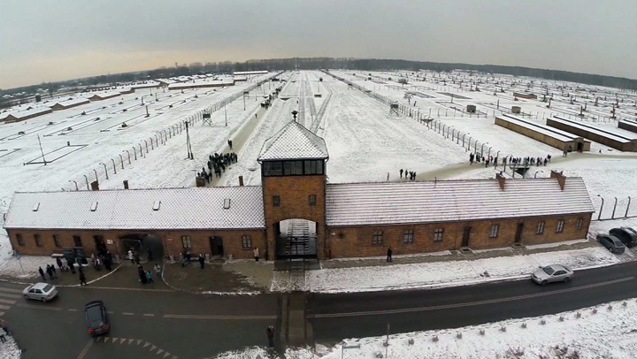 41% din americani nu stiu de Auschwitz