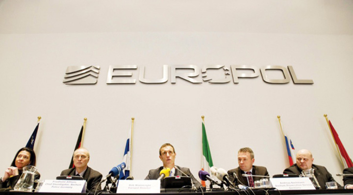 Europol, cu lupa pe conturile infractorilor