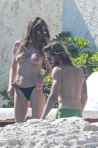 Heidi Klum's new romance heats up in Mexico - Part 2 - Ziarul National