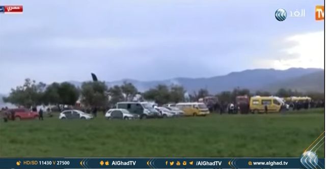 Un avion militar cu peste 200 de oameni la bord s-a prabusit in Algeria (VIDEO)