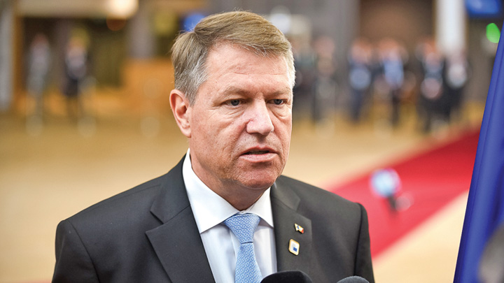 Iohannis, pentru ce te platim?
