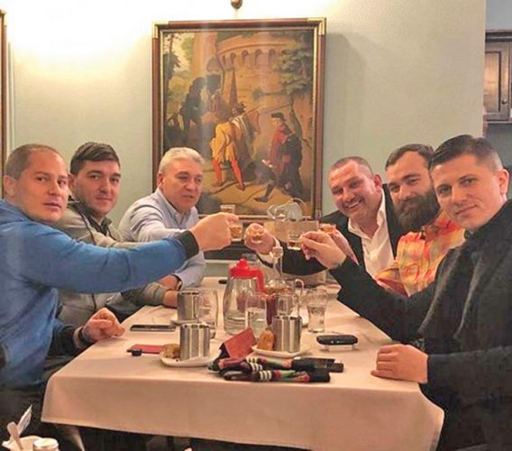 la masa cu tata - Ziarul National