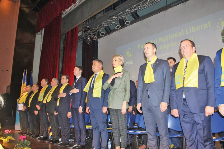 Liberalii, bagati in carantina!