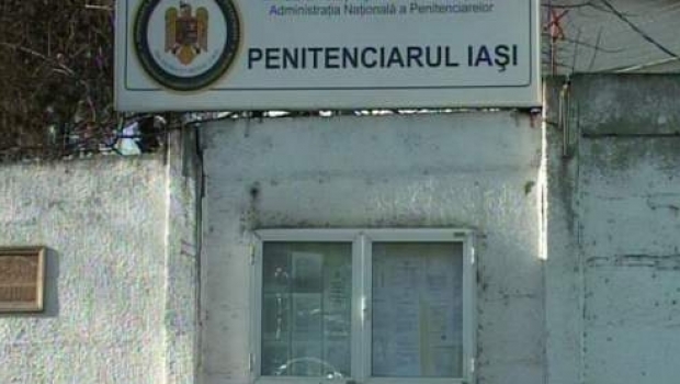 Sute de detinuti de la Penitenciarul Iasi, evacuati. Motivul