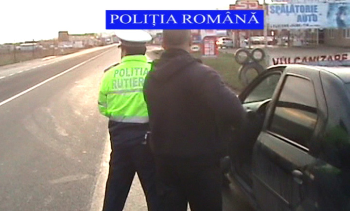 Bani pentru orele suplimentare ale politistilor