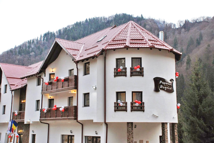 Popasul Regelui, primul hotel din Romania care primeste Bitcoin