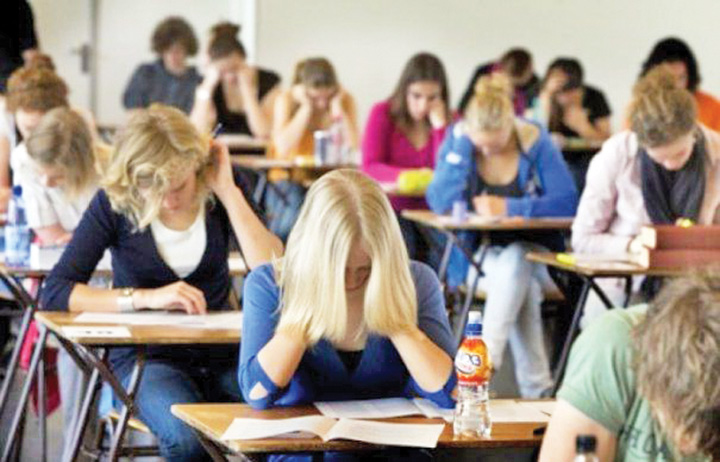 Jale la simulare: numai 40% dintre elevi ar lua Bac-ul