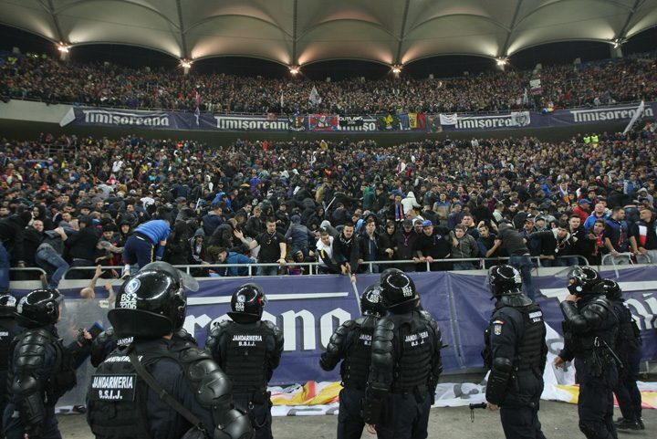 violente meci - Ziarul National