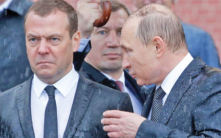 PUTIN MEDVEDEV - Ziarul National