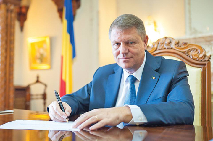 Iohannis contesta din nou la CCR legea privind organizarea judiciara