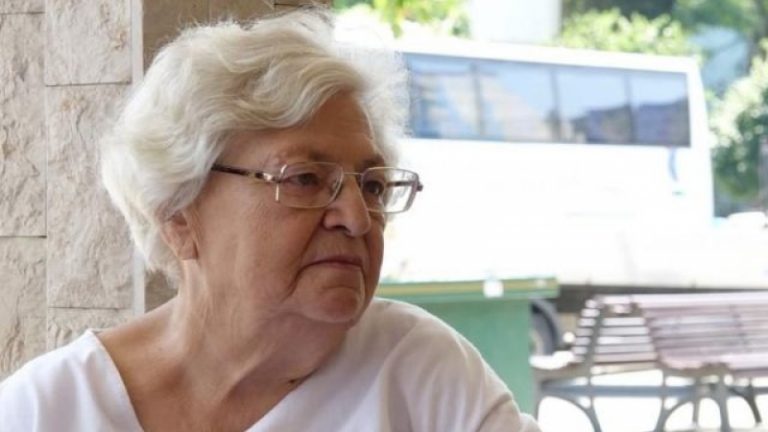 Actrita Draga Olteanu Matei, internata in spital