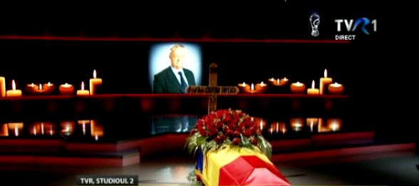 Ultim omagiu pentru Cristian Topescu. Sicriul, depus la TVR