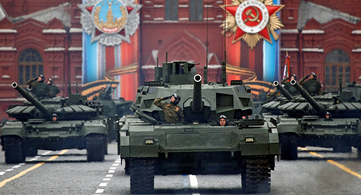 Putin, ocupat cu defilarea
