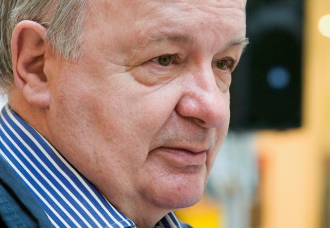S-a stins Cristian Topescu. Ioanitoaia: este o pierdere ireparabila