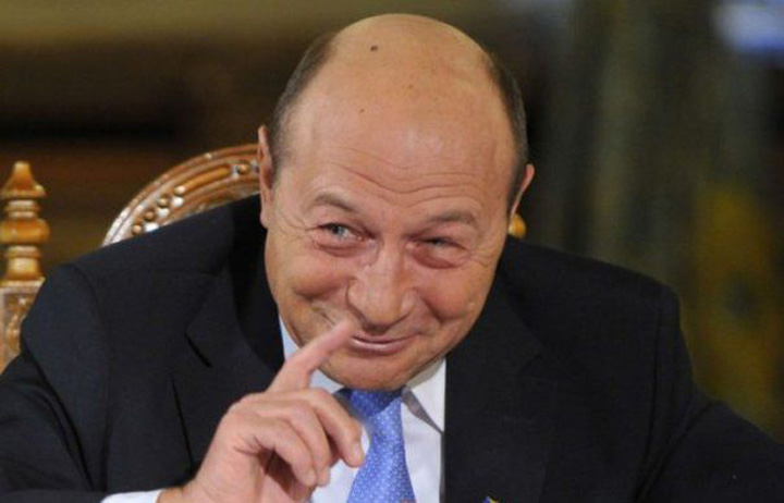 Cum și-a băgat coada Băsescu în dosarul Băneasa VIDEO
