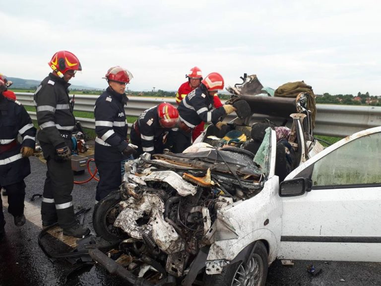 Patru oameni au murit intr-un accident pe A1