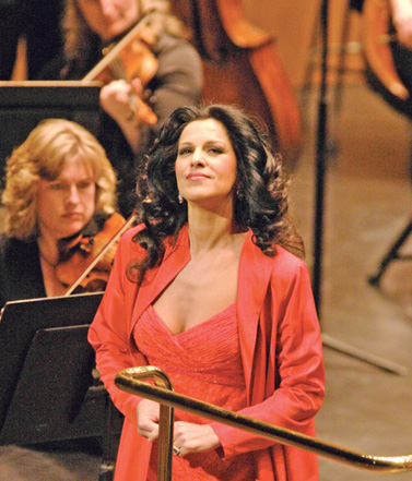 Partidul Ipocritilor. Lideri: Angela Gheorghiu si Tudor Chirila