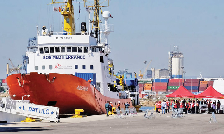 Europa nemiloasa: ping-pong cu migrantii