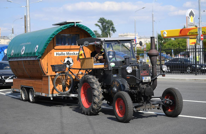 tractor 1 - Ziarul National