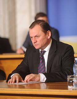 Social democratul Vlase, propus pentru sefia SIE, audiat in comisia parlamentara