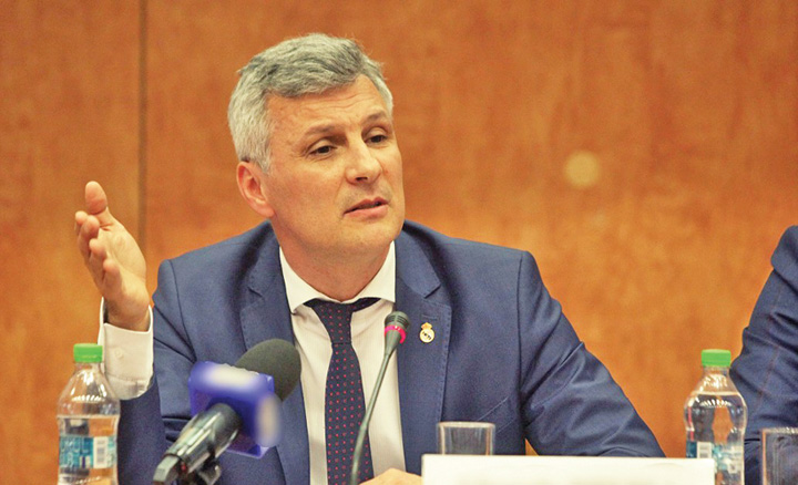 Daniel Zamfir, sirena pentru liberali
