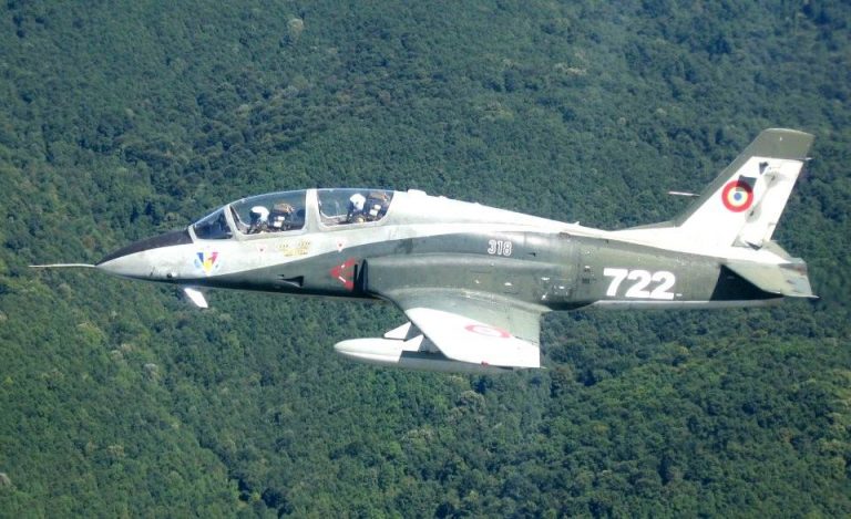 MApN, dupa accidentul aviatic din Bacau: echipele de salvare sunt in legatura cu pilotii