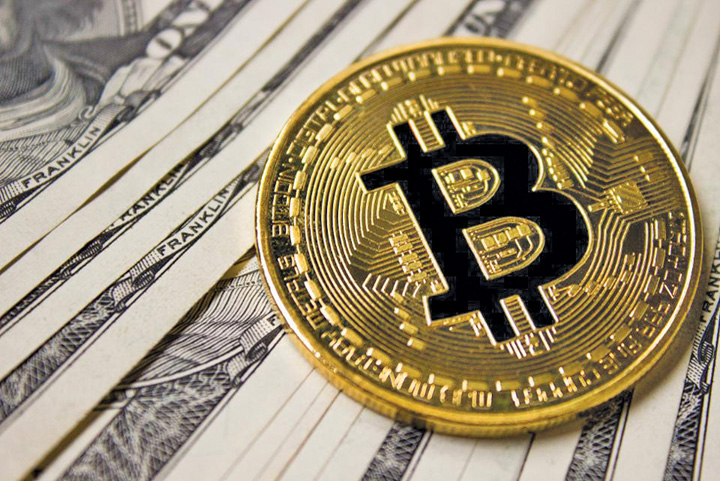 Uber si Nike dau liber la plata in bitcoin