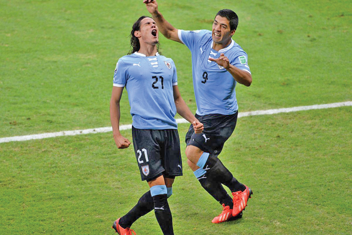 Cavani, cursa de recuperare pentru meciul cu Franta