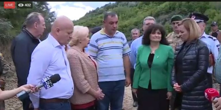 Dancila, cu ministrii in zonele inundate