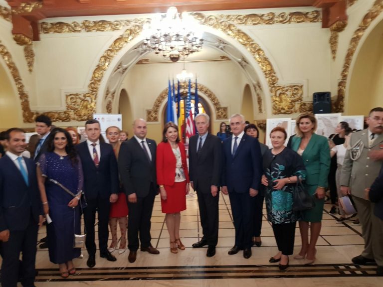 Expozitia ”Militari americani si francezi pe frontul romanesc in Marele Razboi”, vernisata in prezenta ambasadorilor Frantei si SUA