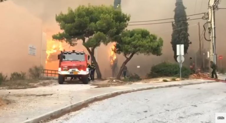 Doliu in Grecia. Imagini dramatice cu incendiile devastatoare (VIDEO)