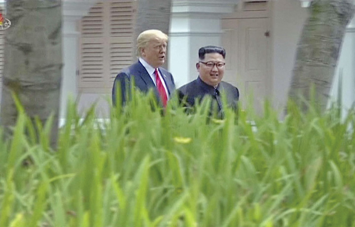 S-a rupt lantul de iubire Trump-Kim