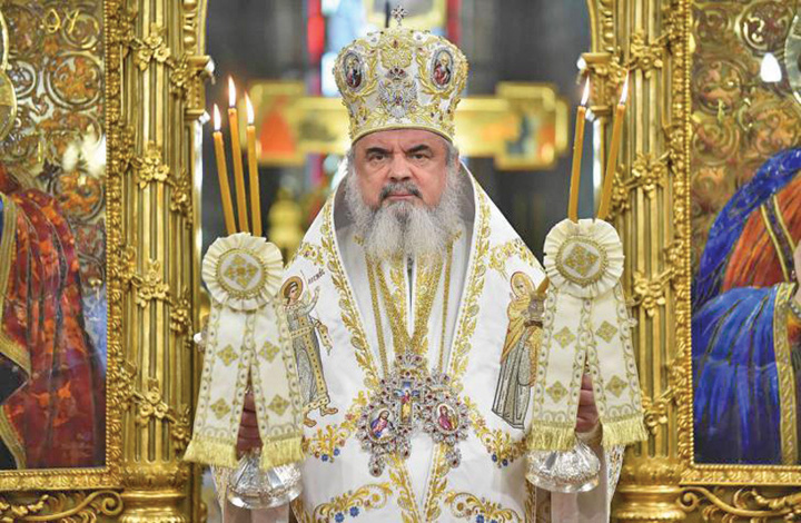 Biserica Romana, desfiintata in presa elvetiana: „a fost mereu in slujba puterii”