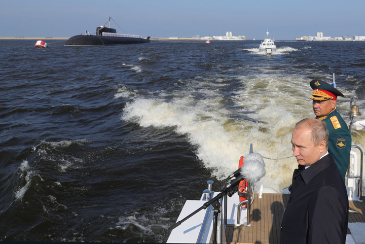 Putin anunta o superflota marina