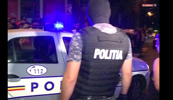 Scandal in Capitala, pornind de la „Ambulanta pentru literatura”. Scriitoare agresata (VIDEO)