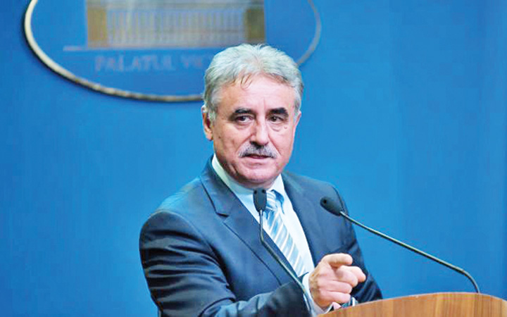 Se baga ”marfa proaspata” la Guvern!