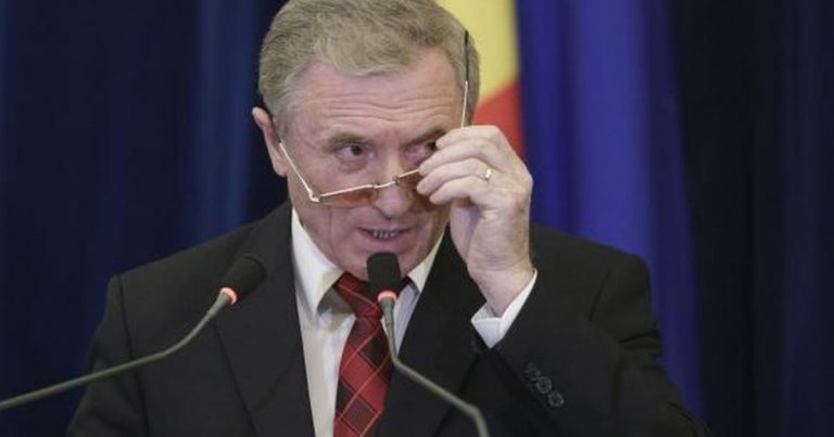 Augustin Lazar nu demisioneaza: credeti ca ar fi in interesul societatii?