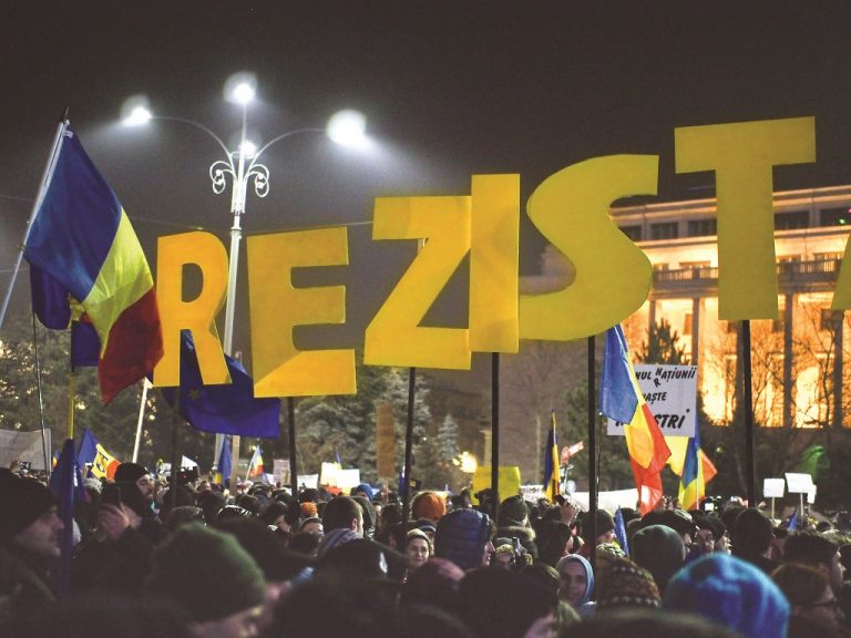 Rezist. Occupy. Indignados. Cine e nasul vostru?