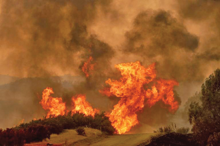 Incendiu istoric in California
