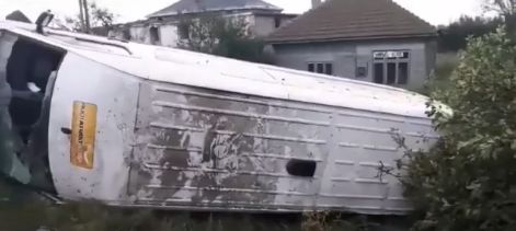 Accident de microbuz in Olt: o femeie a murit. Doua persoane au fost duse la spital