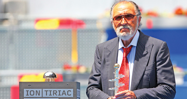 Tiriac le vrea, dar nu sa le plateasca