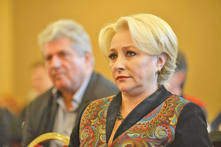 Viorica ii da peste mana Margaretei