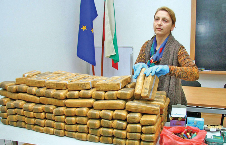 Peste 700 kg de heroina, confiscate in Bulgaria