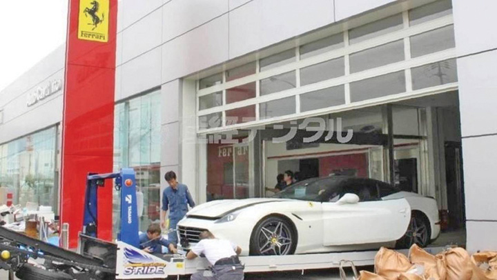 51 de Ferrari, distruse de taifun