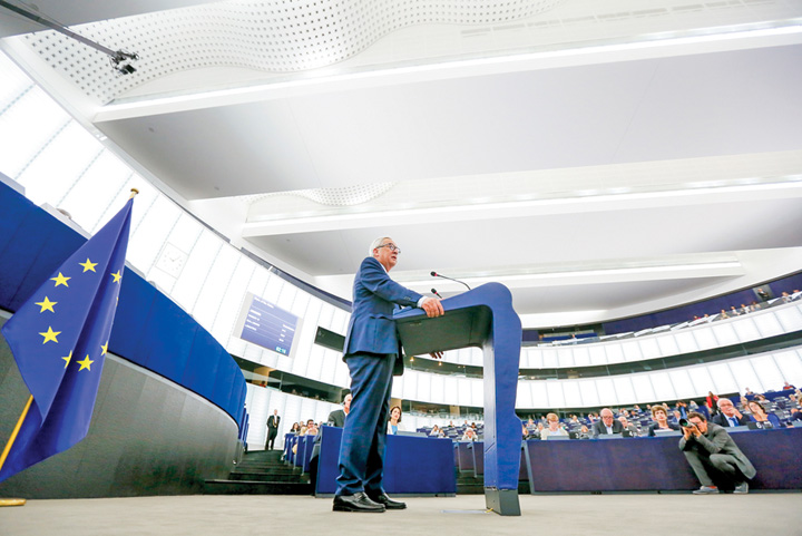 Statul de drept : Juncker contra Orban