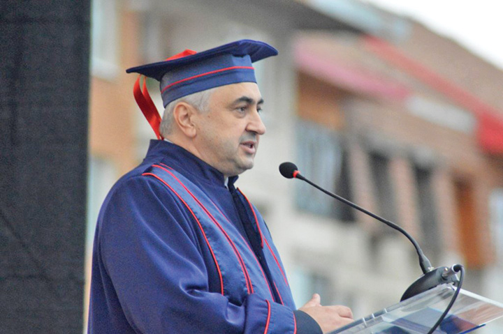 Ministrul Educatiei a demisionat. Nicio pierdere !