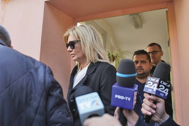 Carmen Adamescu, delapidare ”bine pusa la punct”