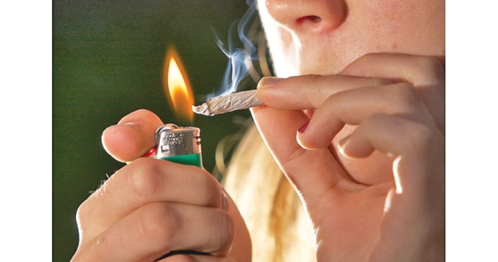 Consumul de droguri incepe de la 13 ani