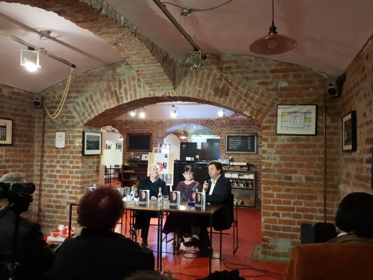 „Mihaita. Reconstituirea unei vieti”, la Carturesti Verona