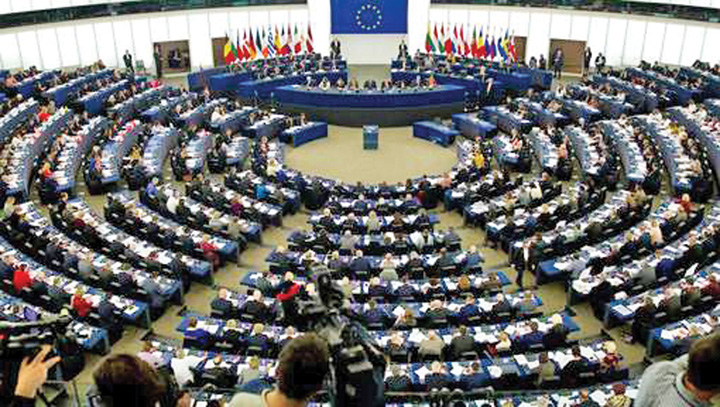 Hartuirea sexuala din Parlamentul European se poate turna